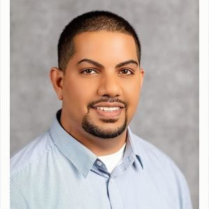 Meet your Posher, Johnny